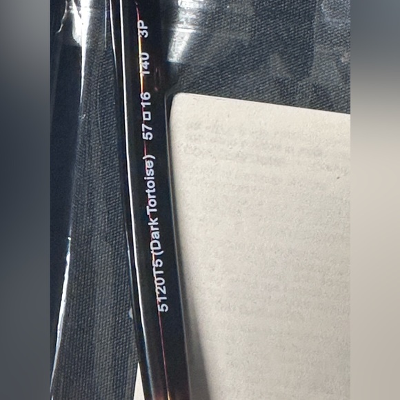 😎COACH- Geometric Sunglasses, Dark Tortoise, Preowned - Picture 10 of 13